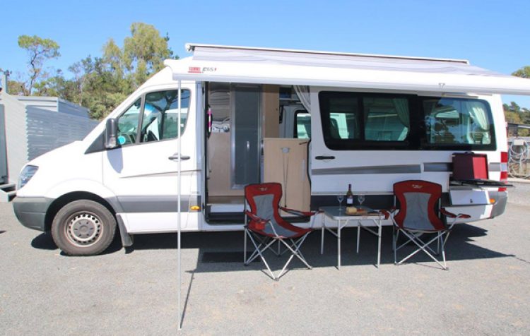 Tassie-motor-shacks-1