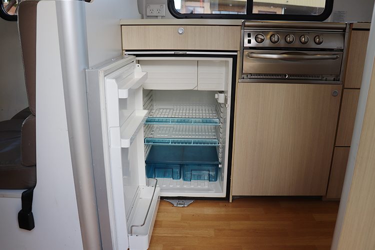 kangaroo-4-berth-motorhome-4