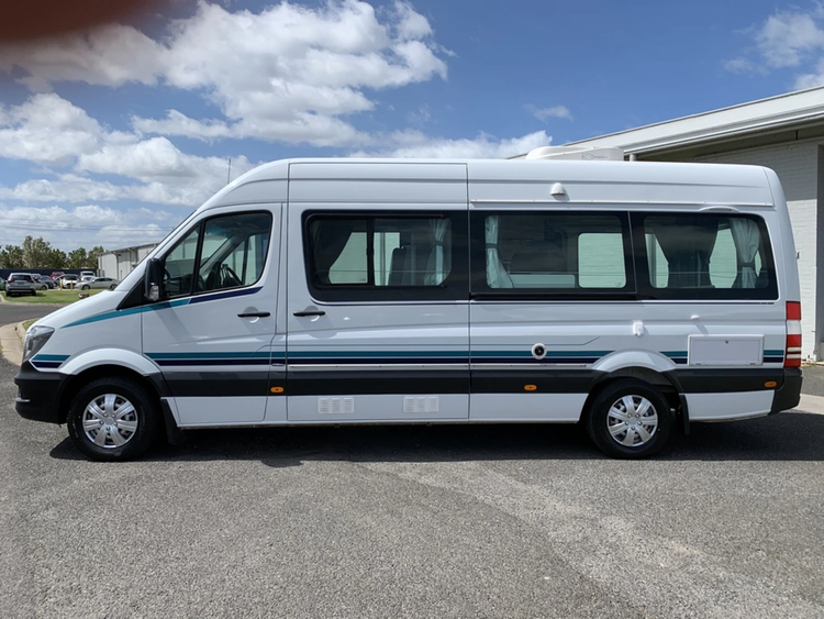 autosleepers-nomad-21-02