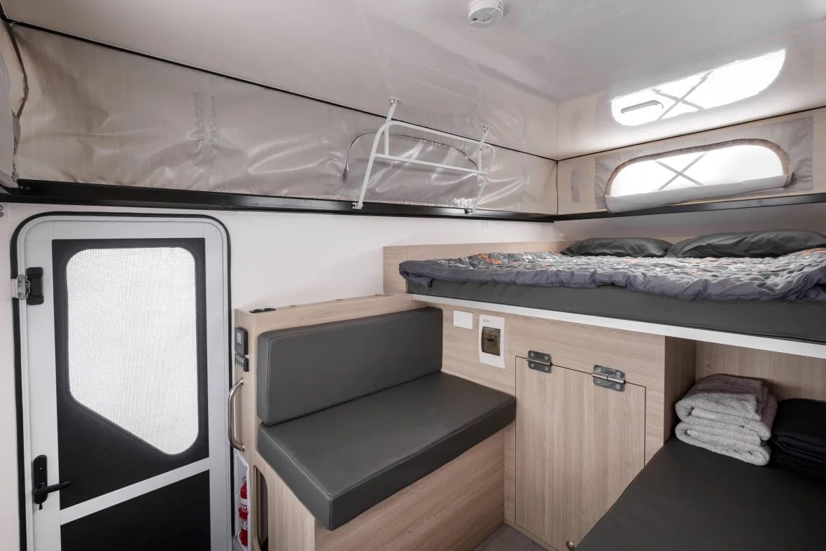 Britz Maverick_Internal_3608