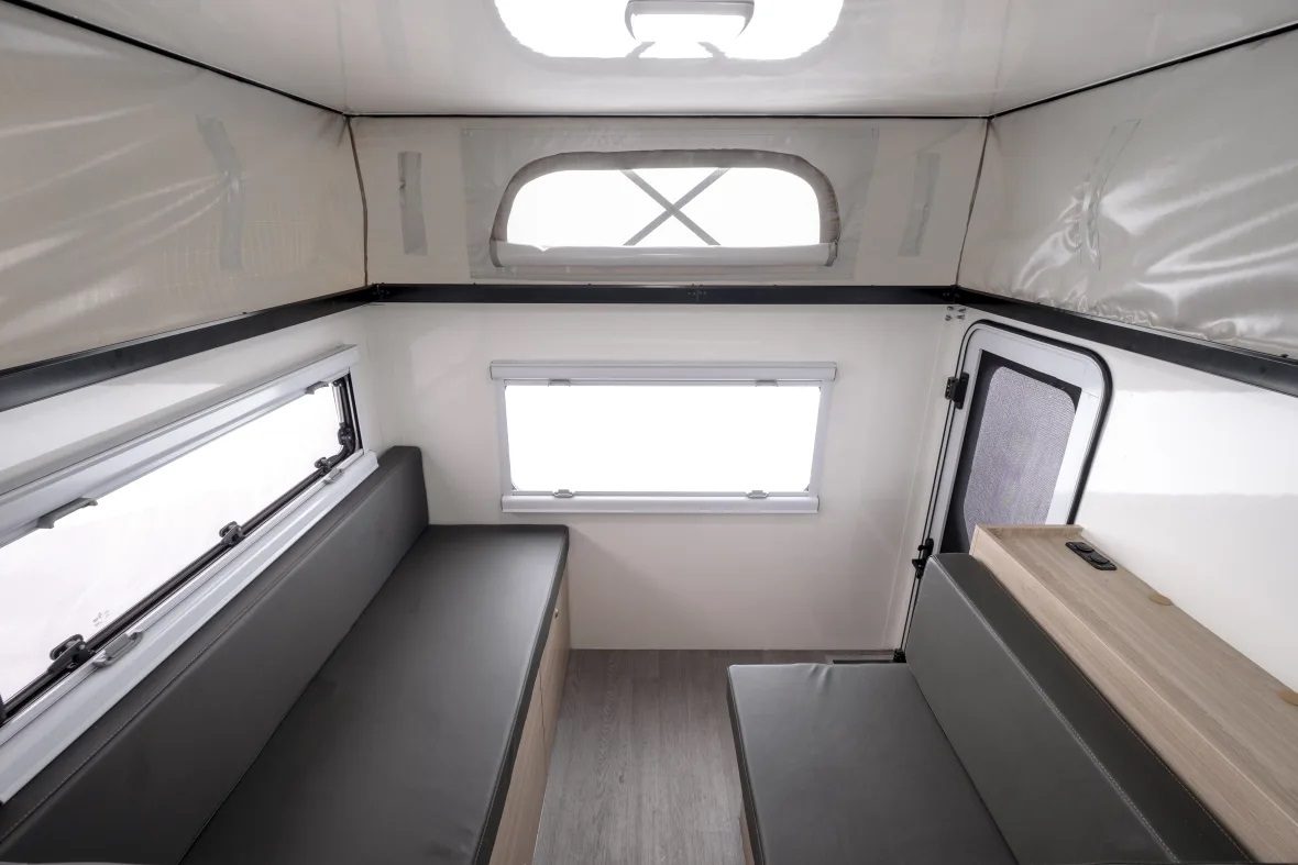 Britz Maverick_Internal_3630