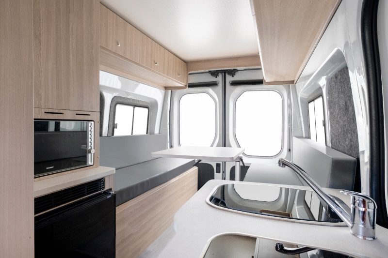 Britz Trailblazer_AU_Interior02